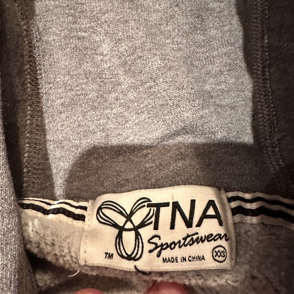 TNA SWEATER - Picture 4 of 4